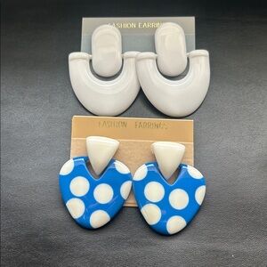 Fashion Earrings -  Set of 2 - White and Blue